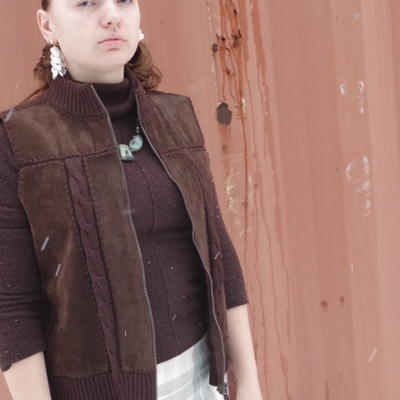 Beautiful  Vintage Chocolate Brown Front Leather Vest Size small, back and trim - Picture 2 of 13